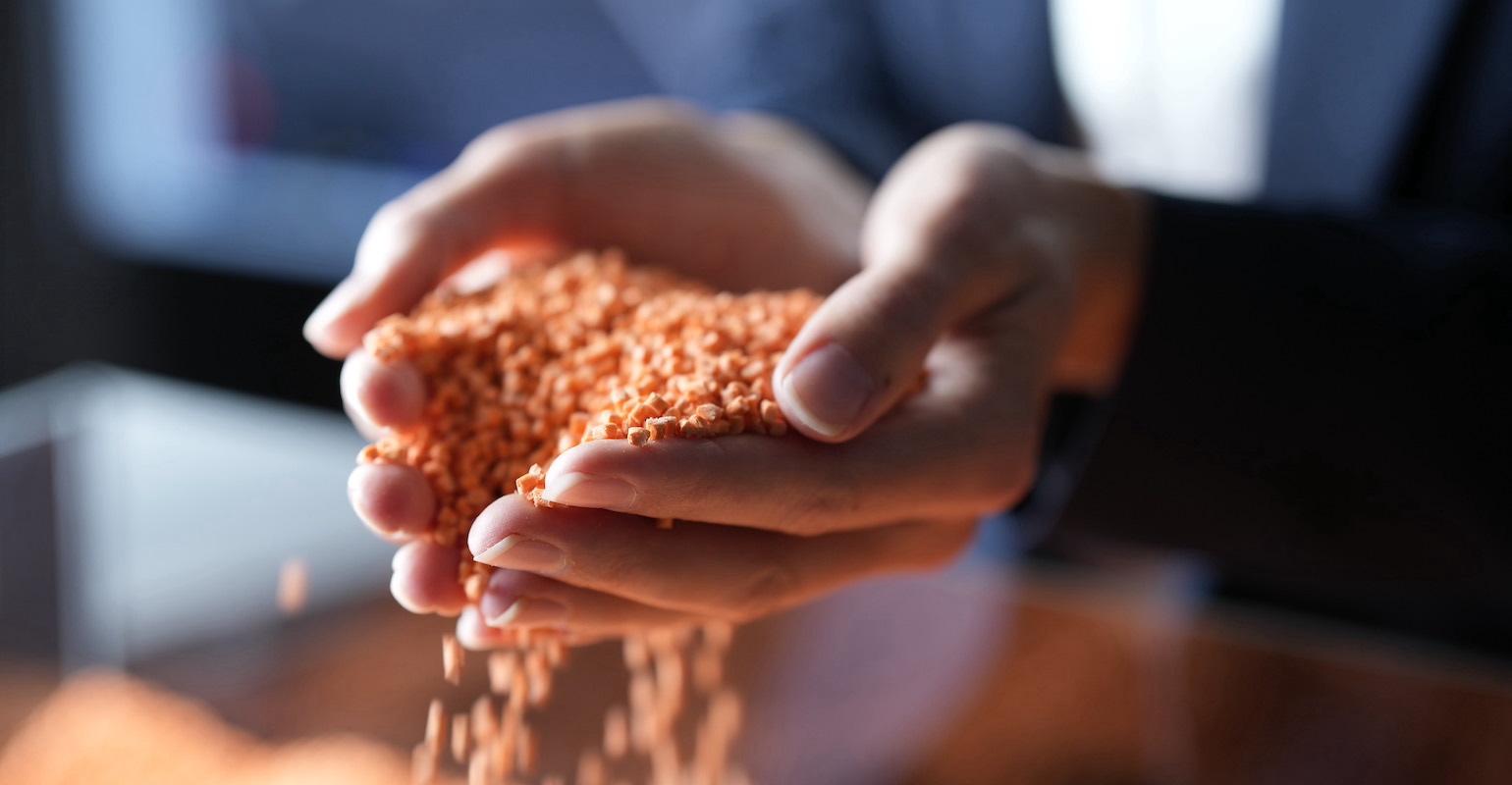 熱塑性塑料在塑料金屬混合零部件中的應用(轉(zhuǎn)載